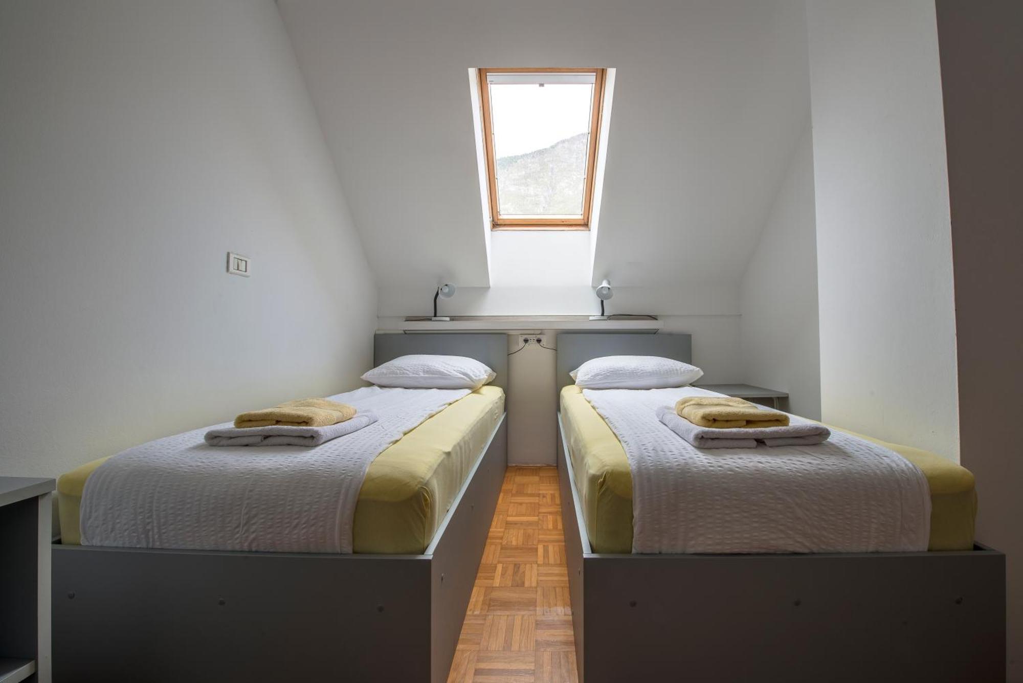 Apartments Rombon Klavdij With Free Onsite Parking Bovec Exterior foto